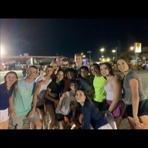 Meet your Posher, Laurel